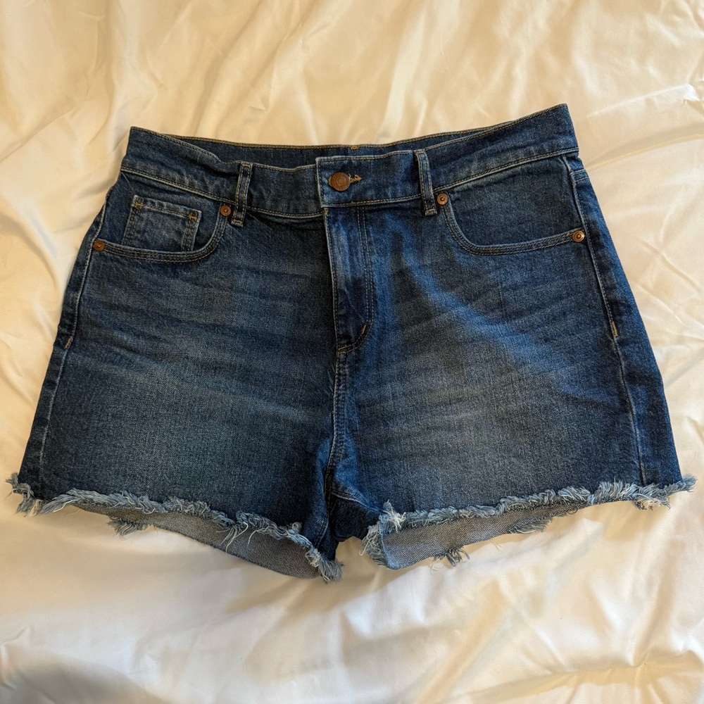LOFT Frayed Hem Jean Shorts in Dark Blue